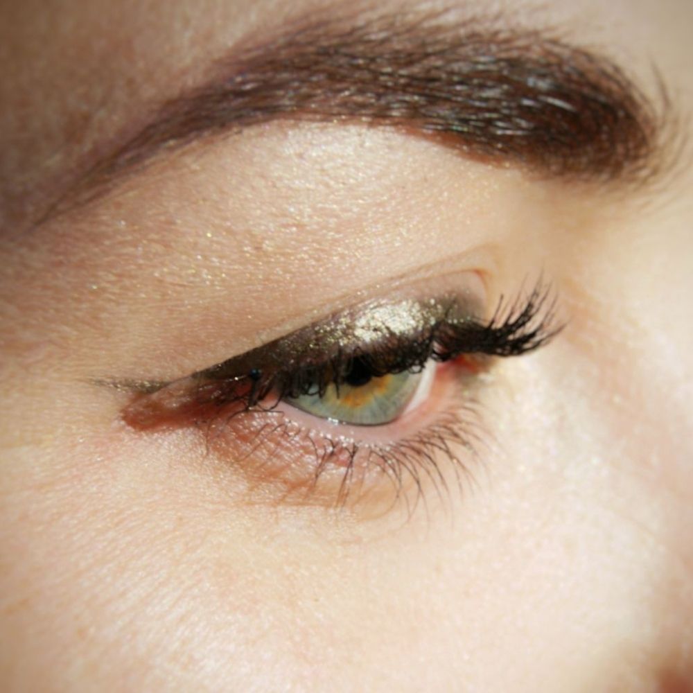 Crayon yeux vert doré irisé