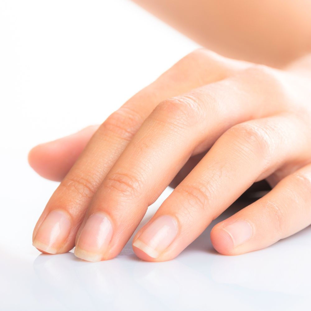 Manucure ongles base top coat transparent