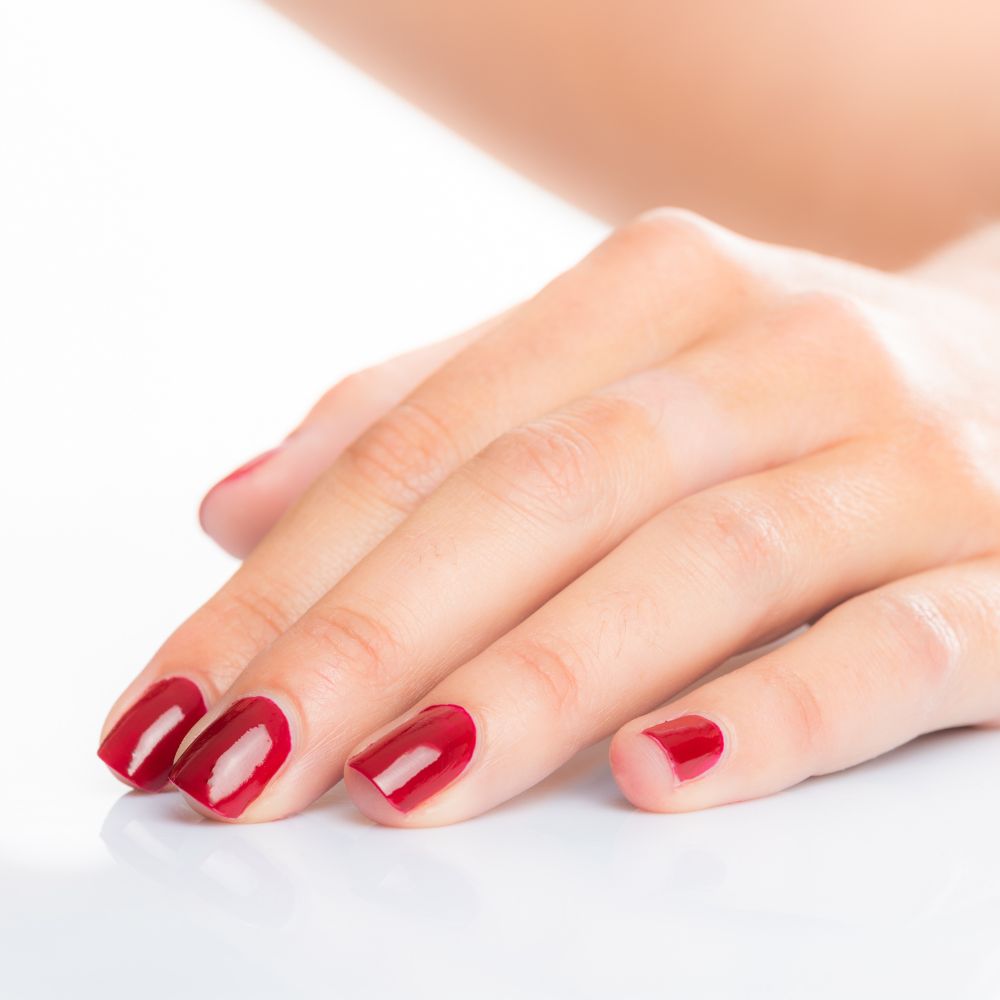 vernis ongles bordeaux