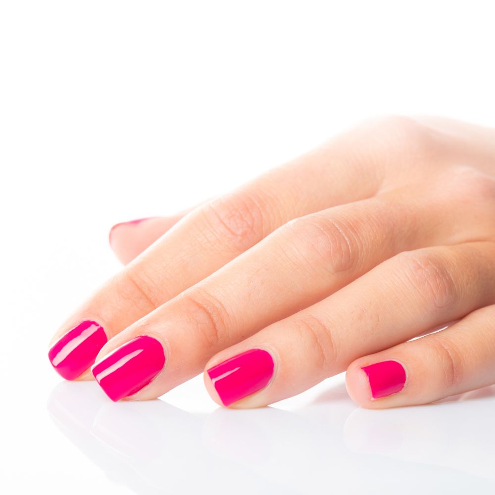 vernis ongles rose fuchsia été